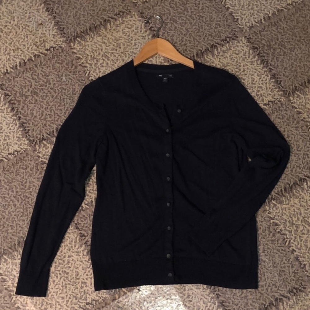NWOT GAP Basic Navy Cardigan